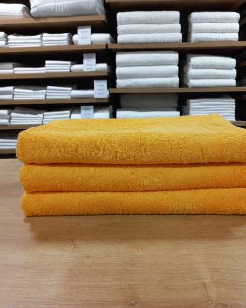 Πετσέτα Πισίνας ξενοδοχείου cozycotton (80x160) 450 γρ/μ² Αντιχλώριο Yellow Saffron