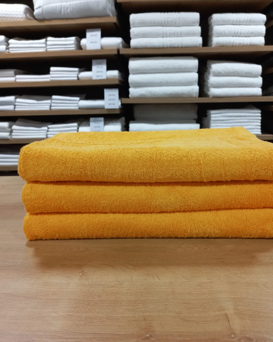 Πετσέτα Πισίνας ξενοδοχείου cozycotton (80x160) 450 γρ/μ² Αντιχλώριο Yellow Saffron